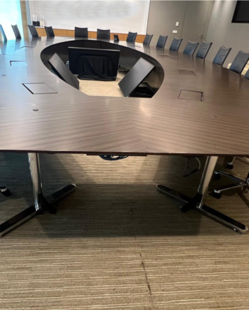Wilkhahn Travis Top Boat Shape 9 Meter Conference Broadroom Table