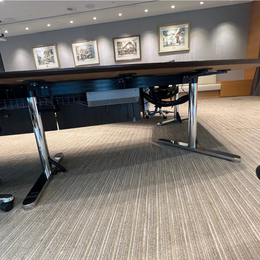 Wilkhahn Travis Top Boat Shape 9 Meter Conference Broadroom Table