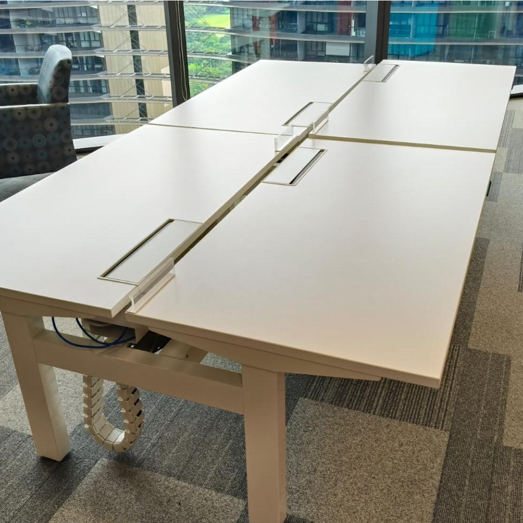 Herman Miller HAT 148x75cm height adjutable workstation Back-to-Back 2in1